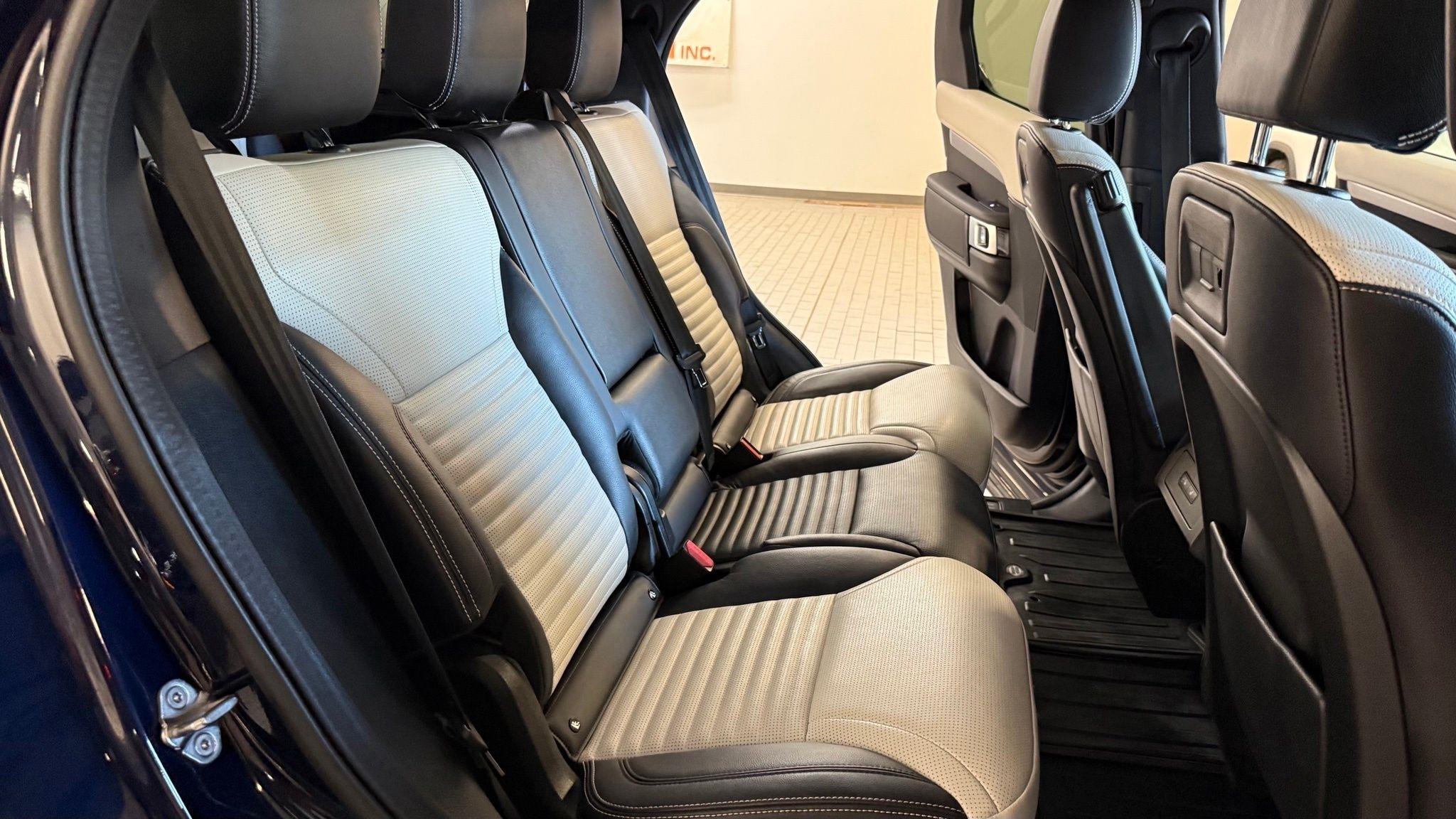 Land Rover Discovery  2021