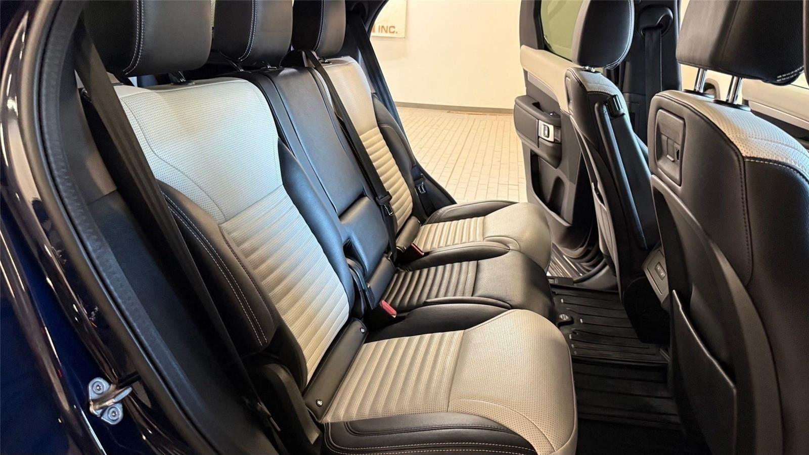 Land Rover Discovery  2021