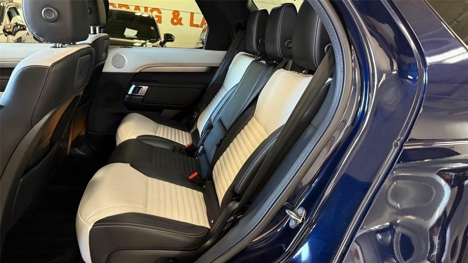 Land Rover Discovery  2021