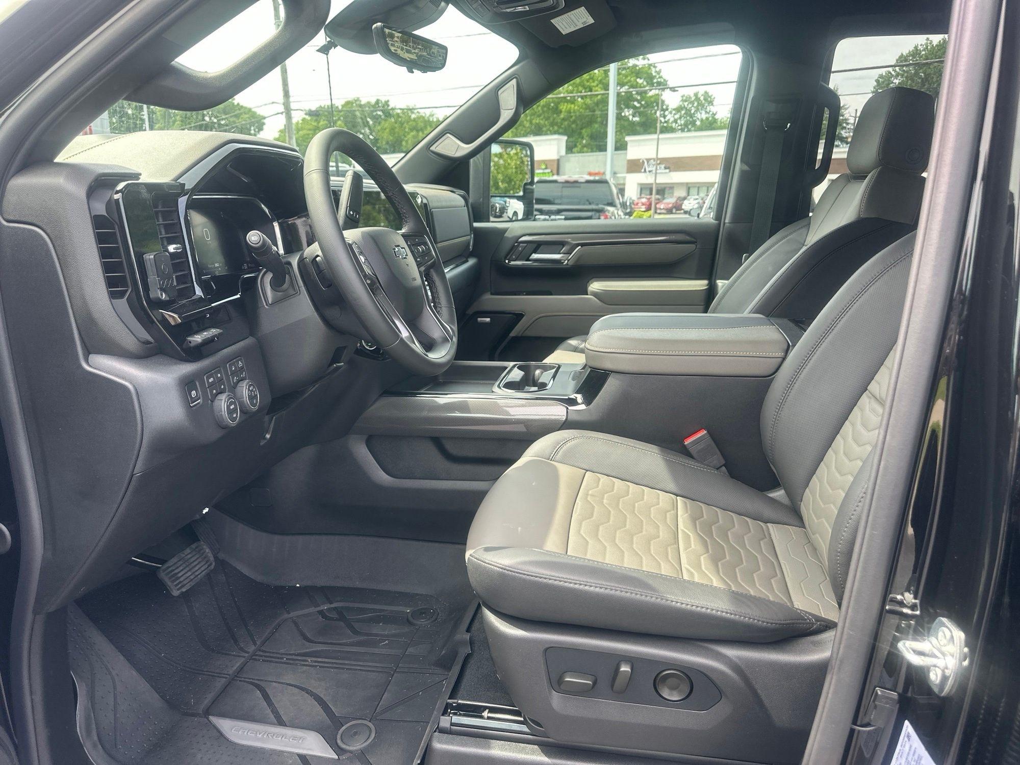 Chevrolet Silverado 2500HD  2026