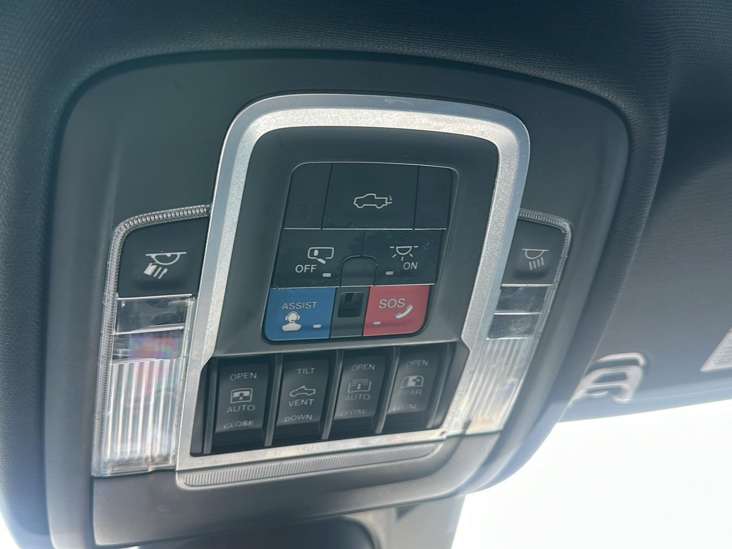 RAM 1500  2021