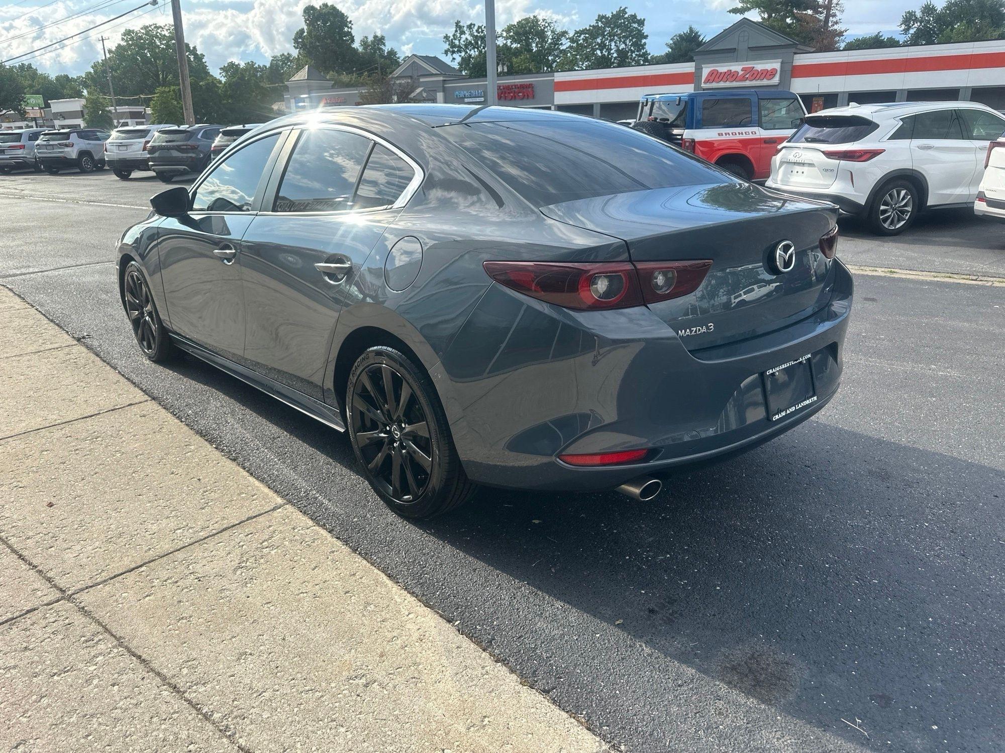 Mazda MAZDA3  2023