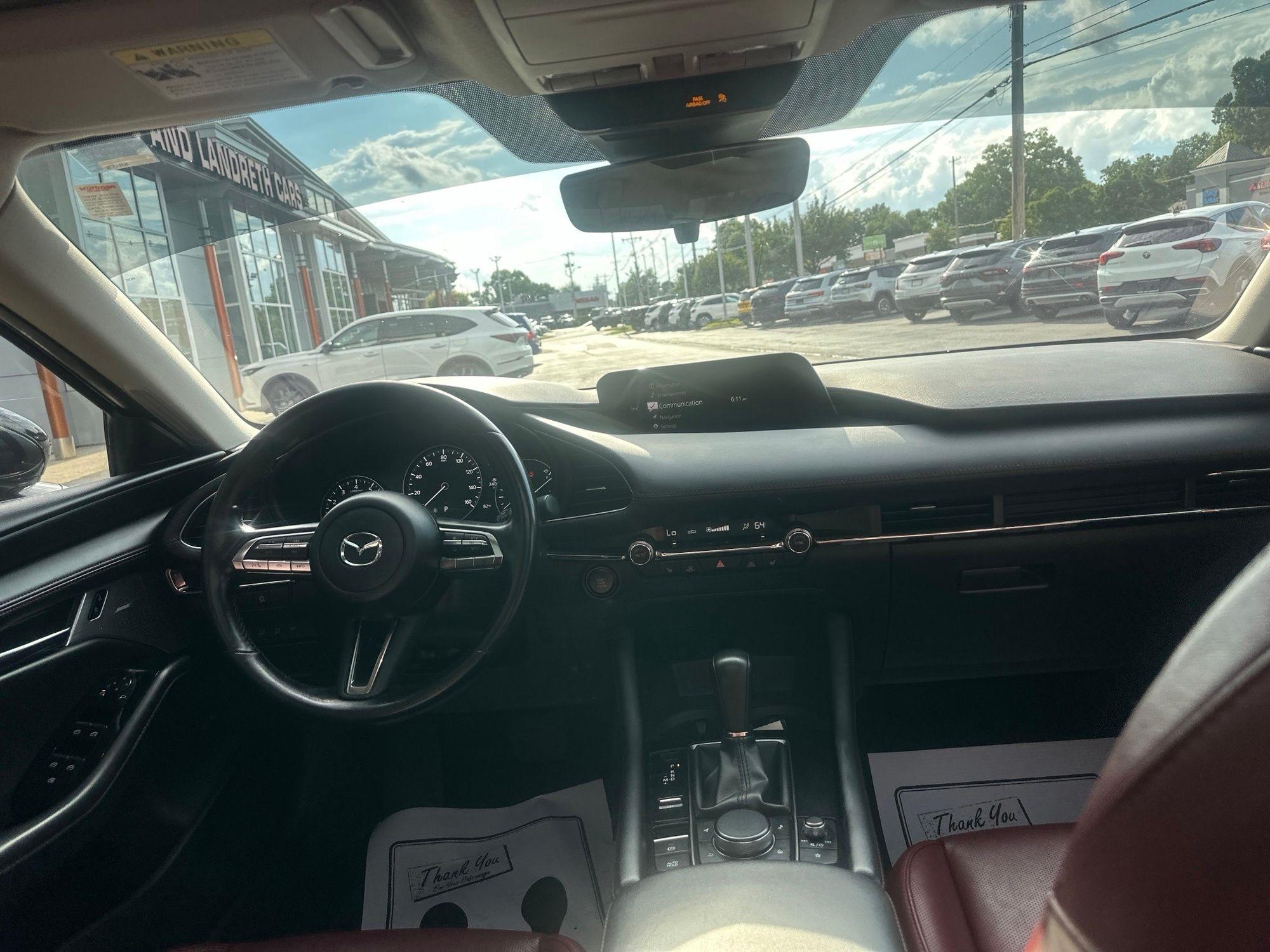 Mazda MAZDA3  2023