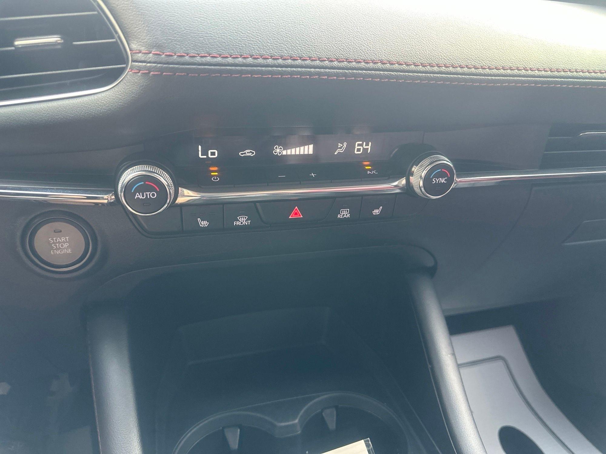 Mazda MAZDA3  2023