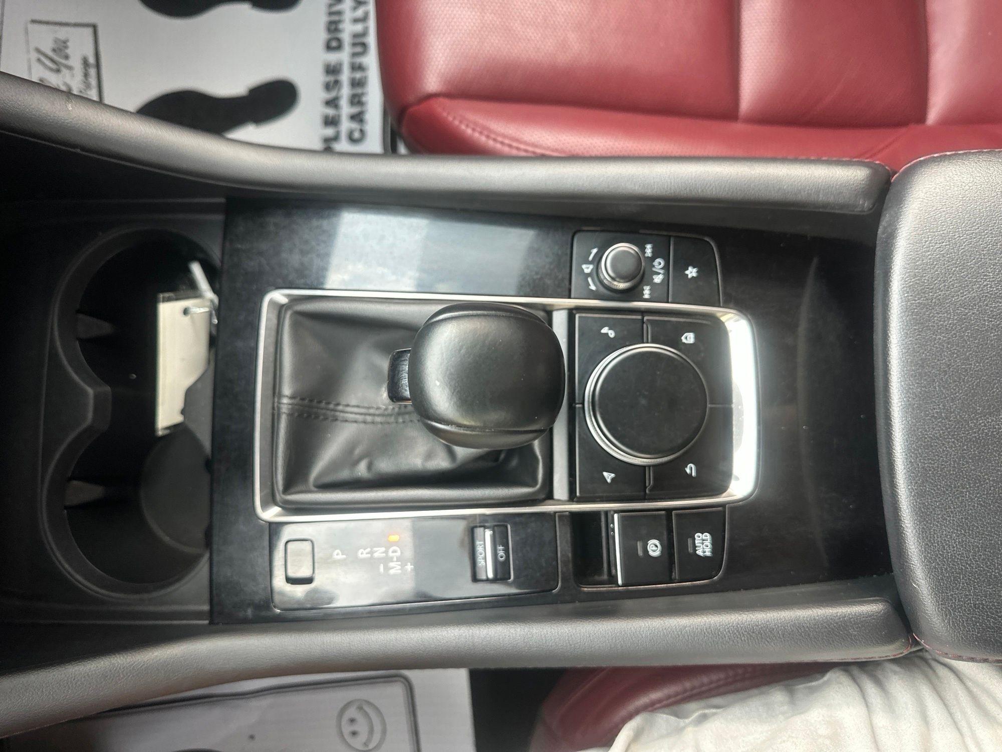 Mazda MAZDA3  2023