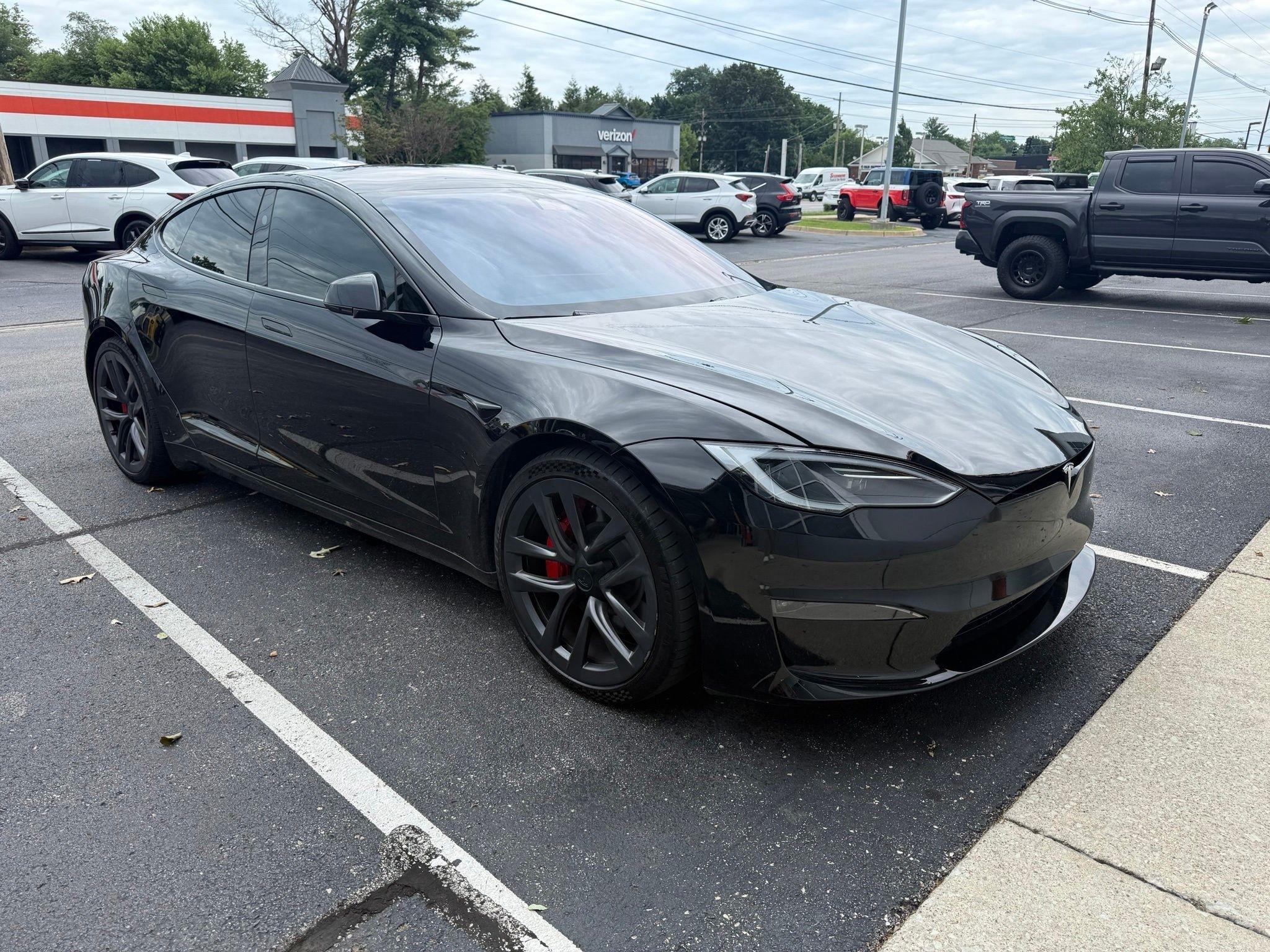Tesla Model S  2023
