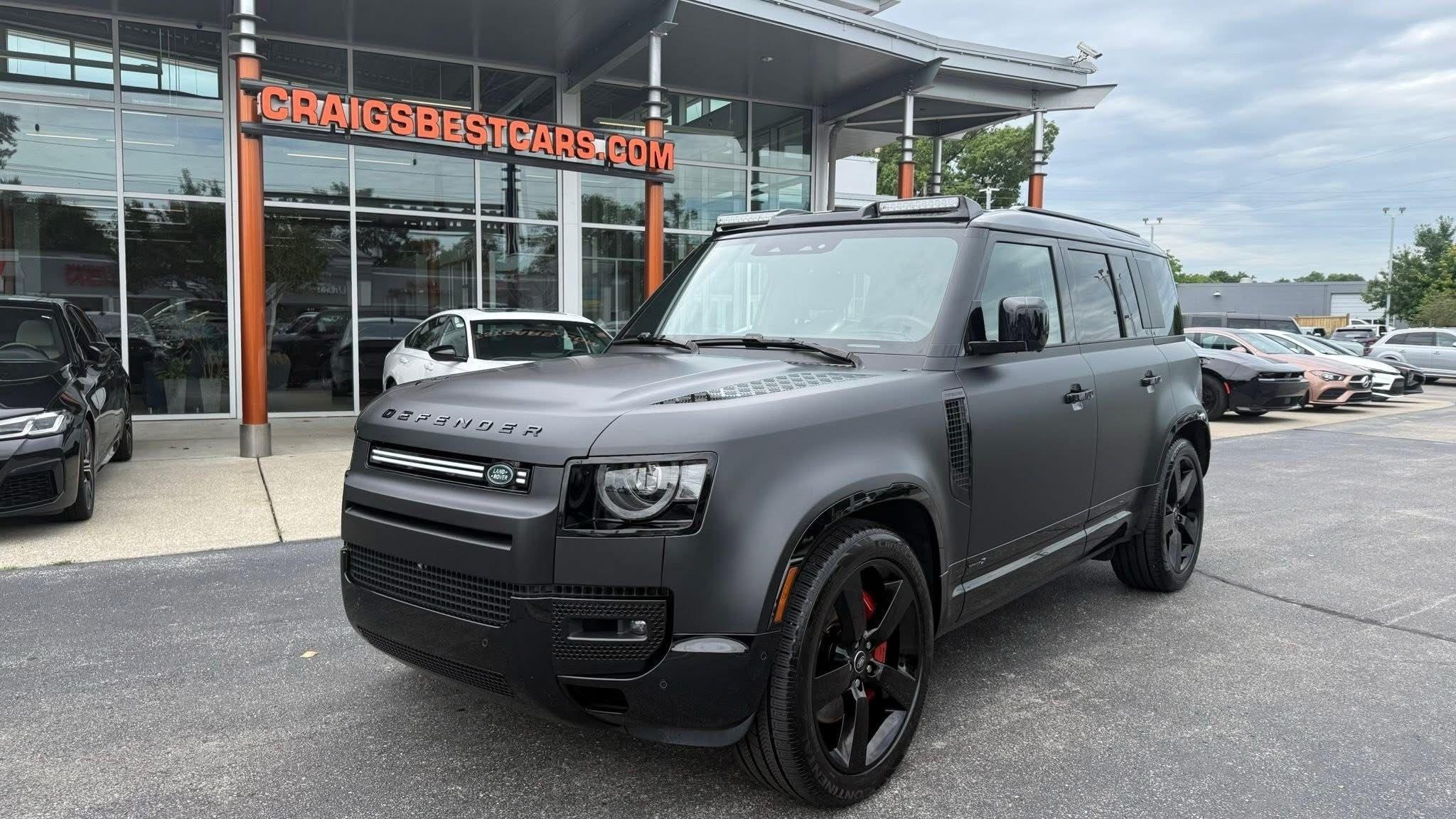 Land Rover Defender  2025