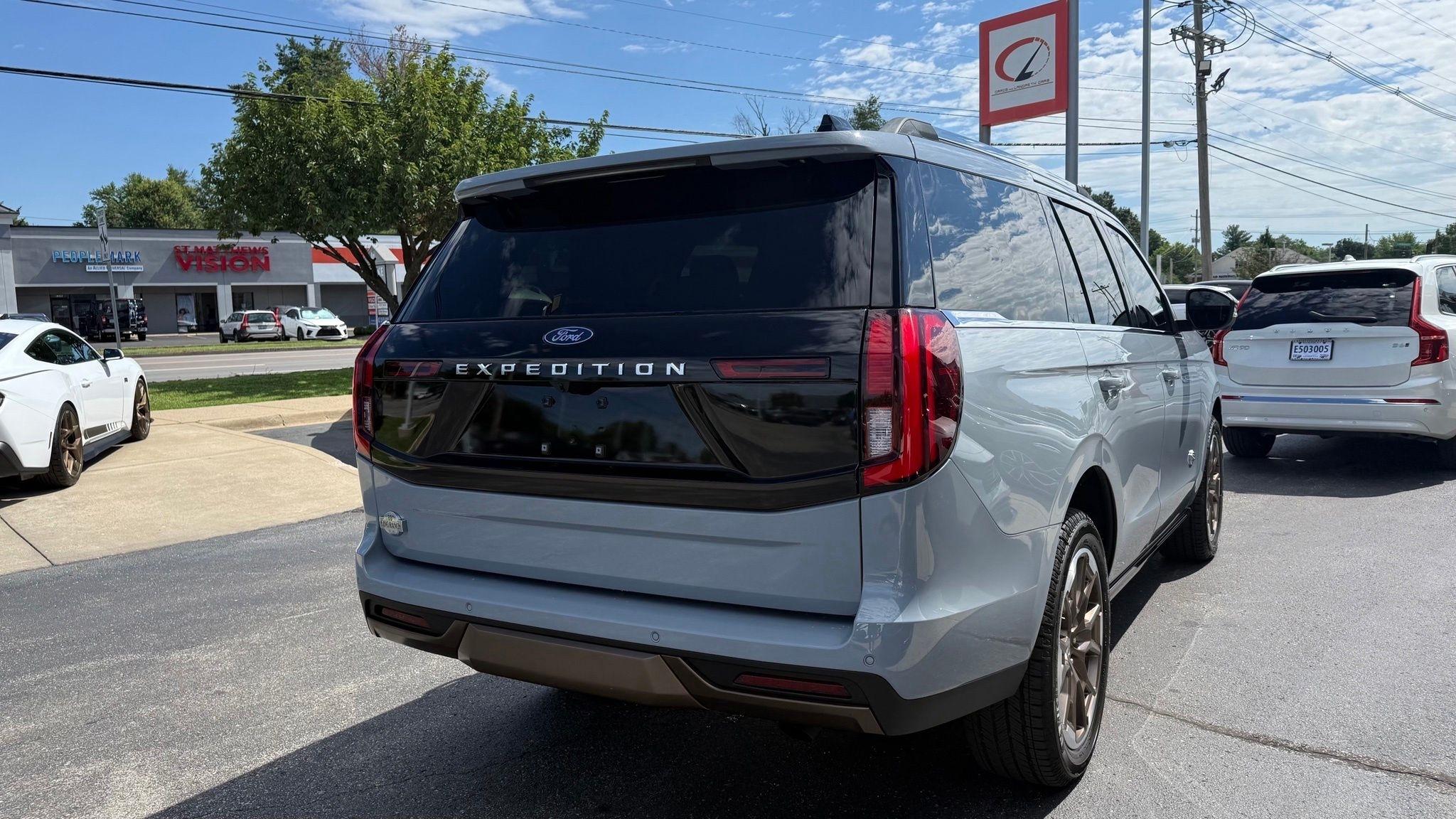 Ford Expedition  2025