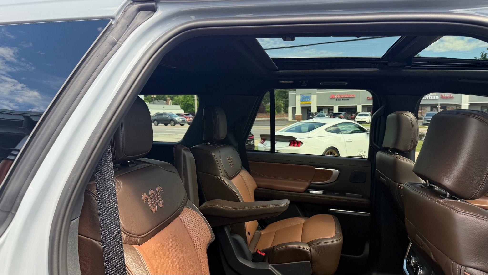 Ford Expedition  2025