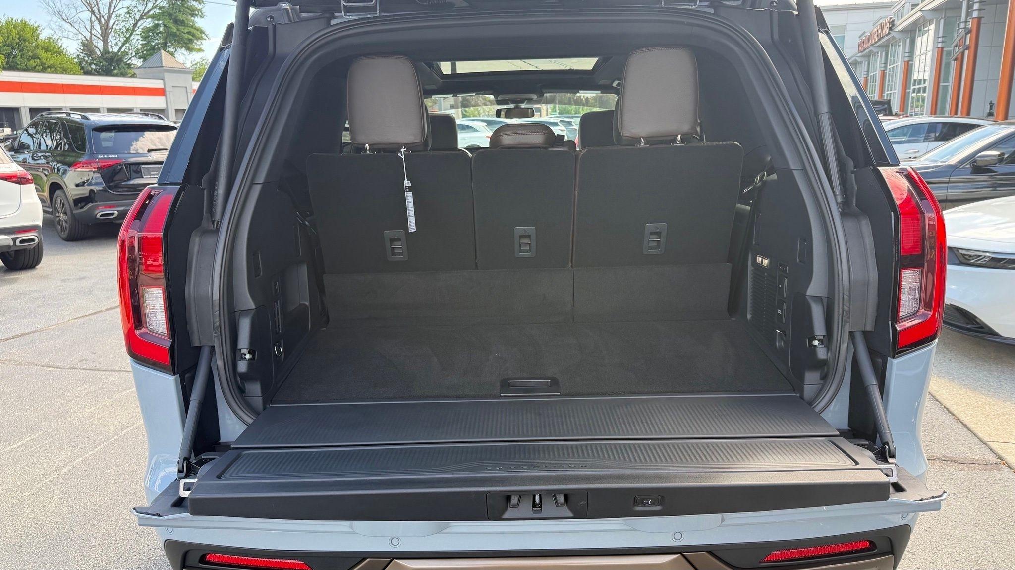 Ford Expedition  2025