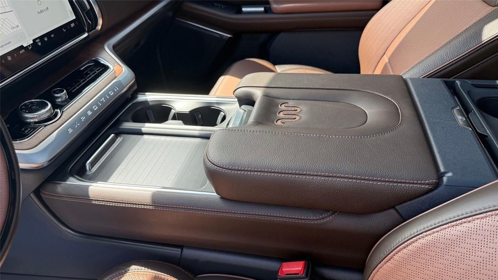 Ford Expedition  2025
