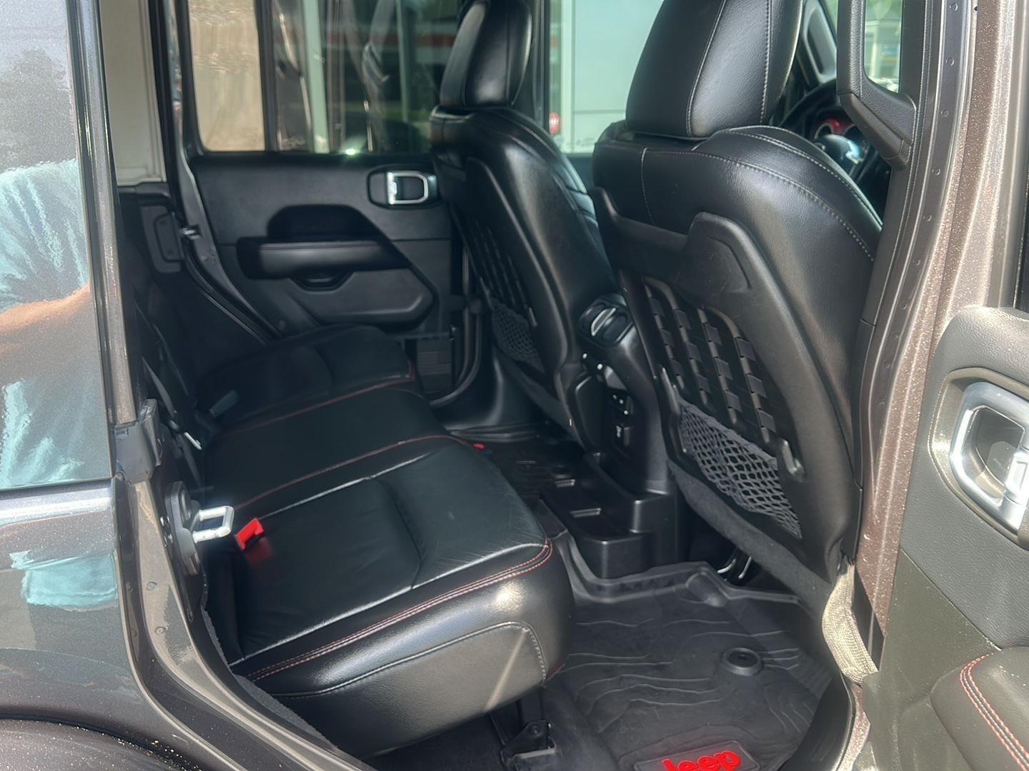 Jeep Wrangler  2018