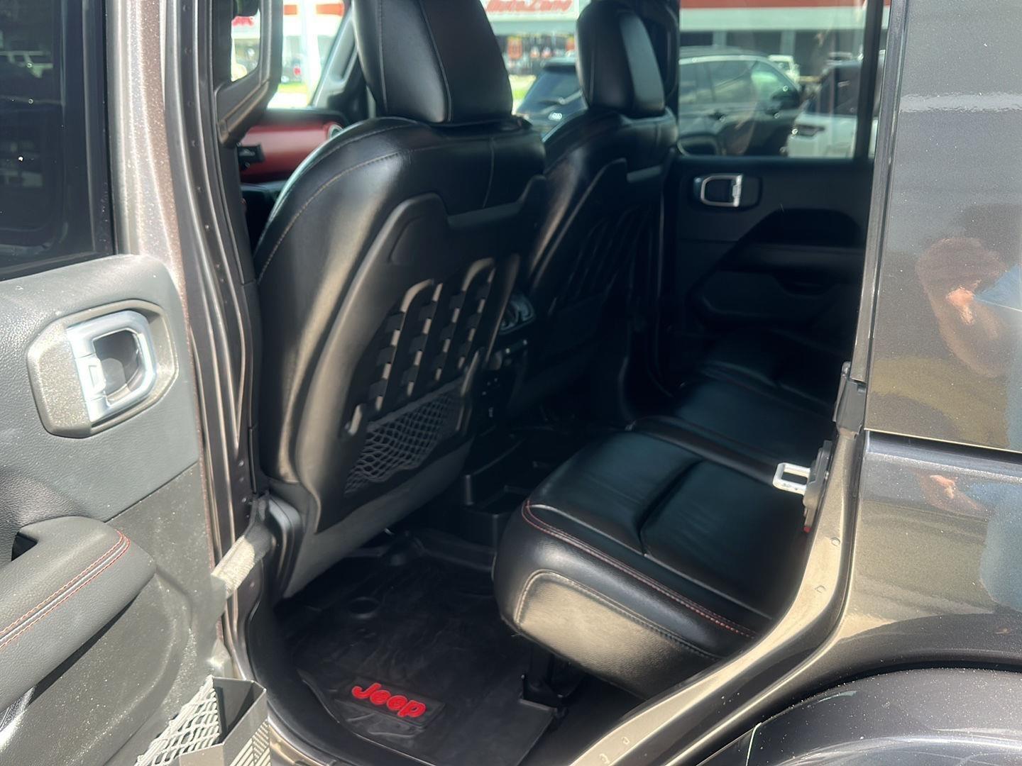 Jeep Wrangler  2018