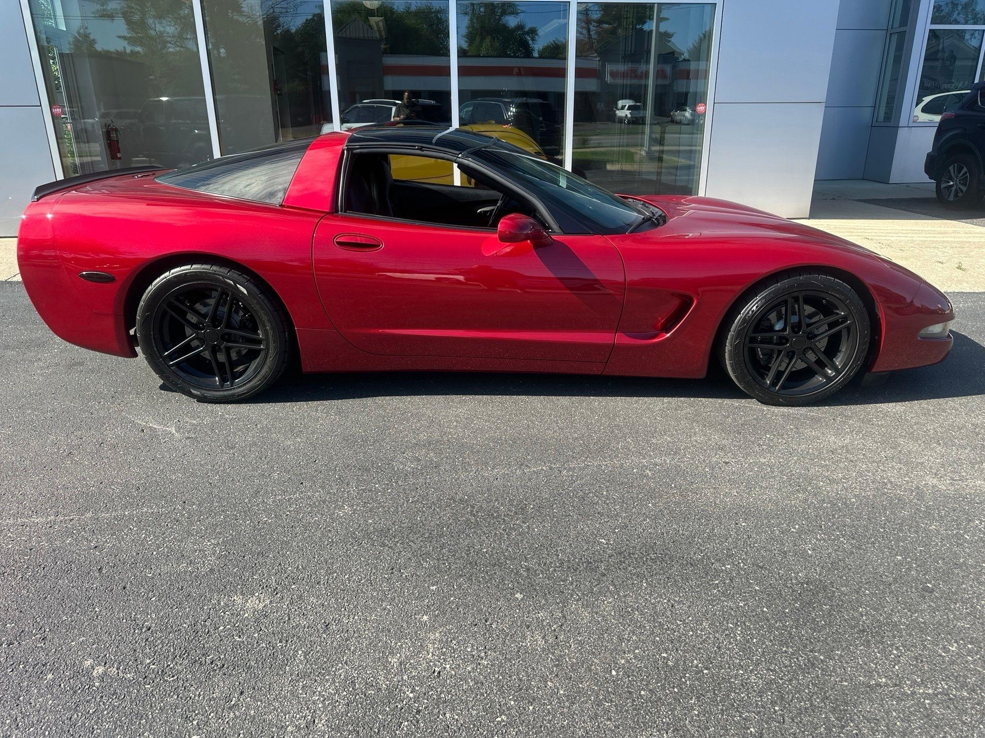 Chevrolet Corvette  2004