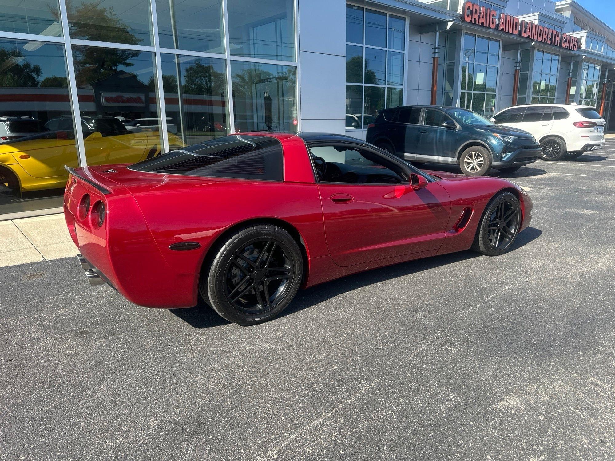 Chevrolet Corvette  2004