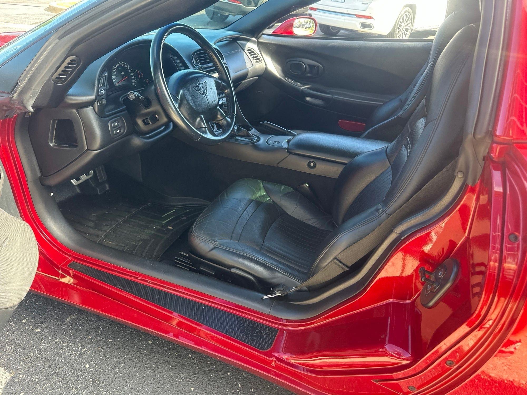 Chevrolet Corvette  2004