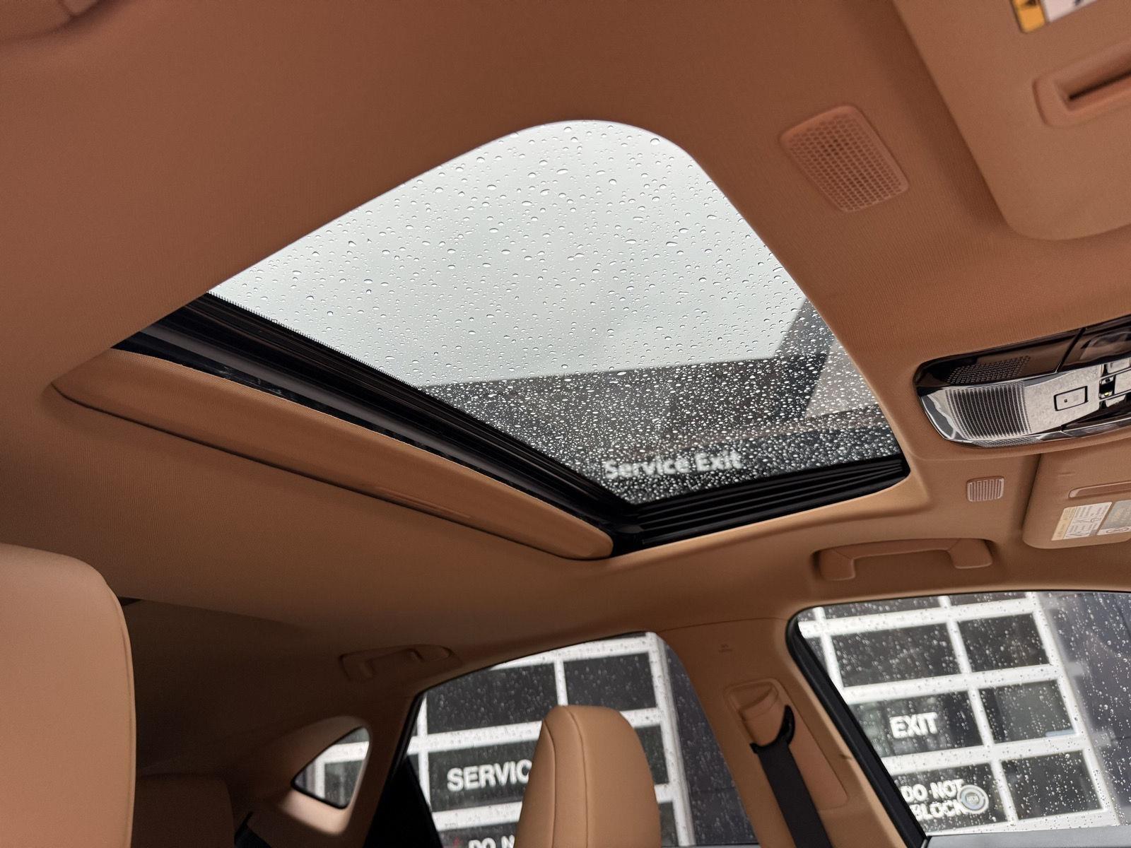 Lexus NX  2025