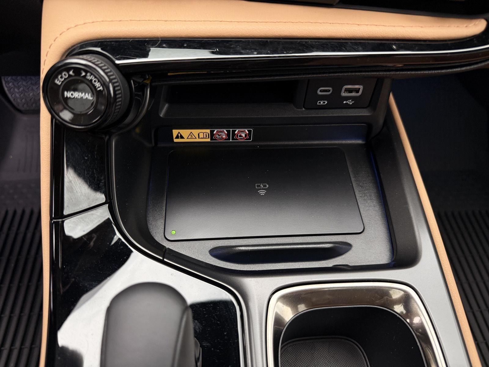 Lexus NX  2025