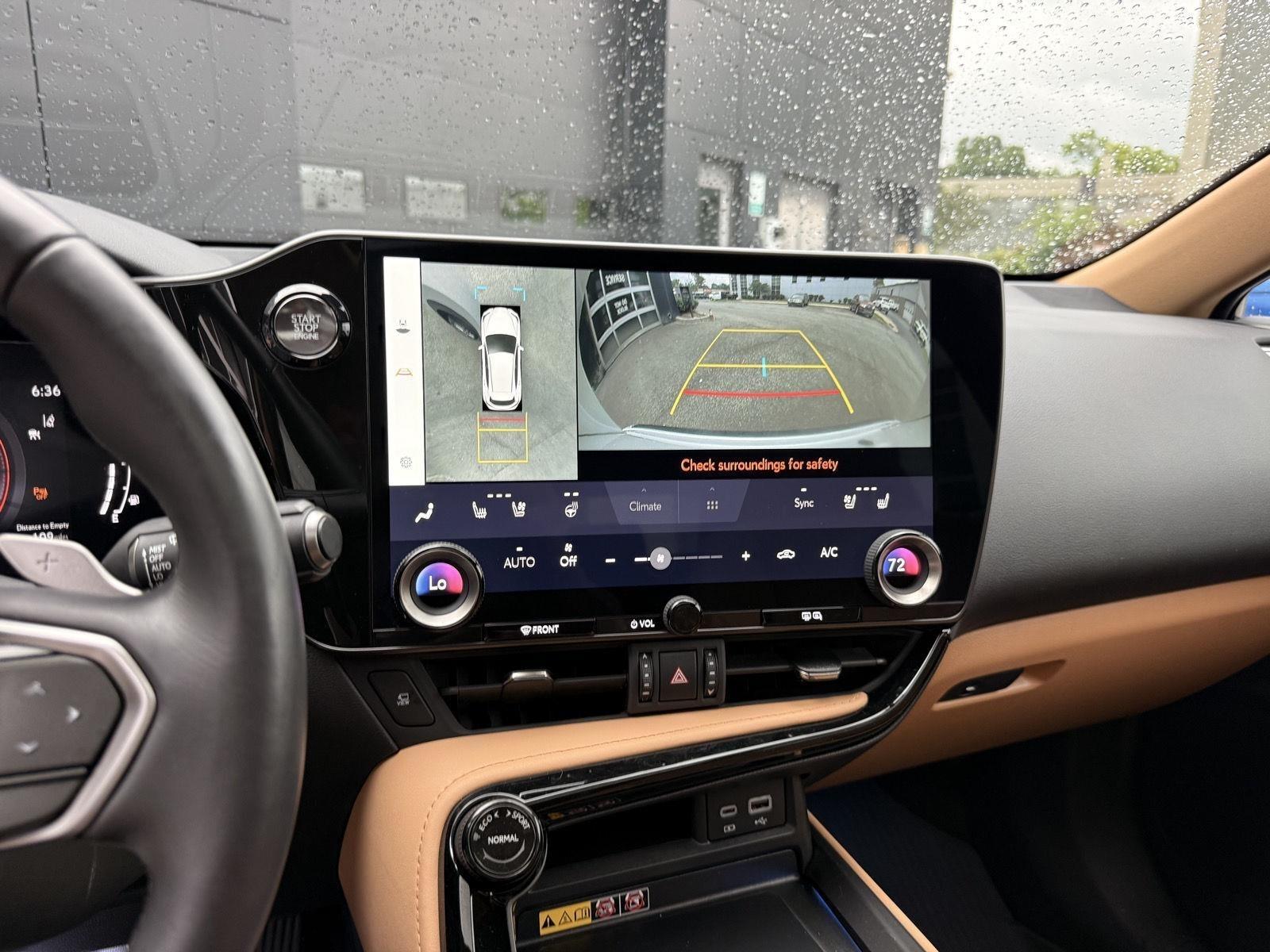Lexus NX  2025