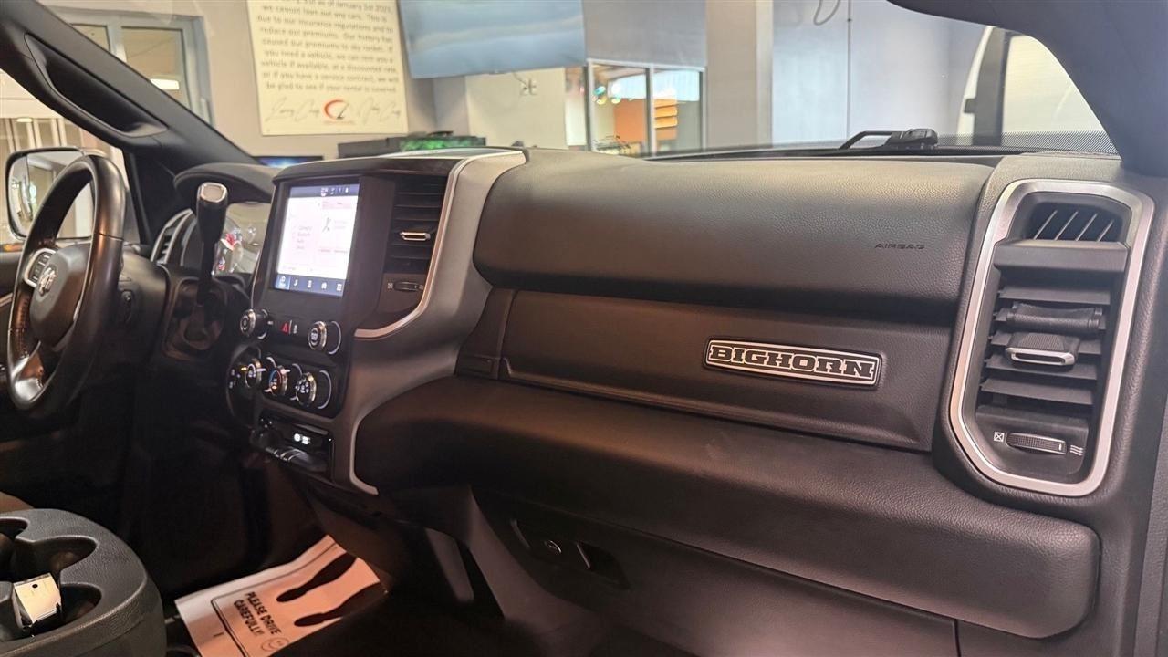 RAM 3500 Big Horn Crew Cab SWB 4WD 2022