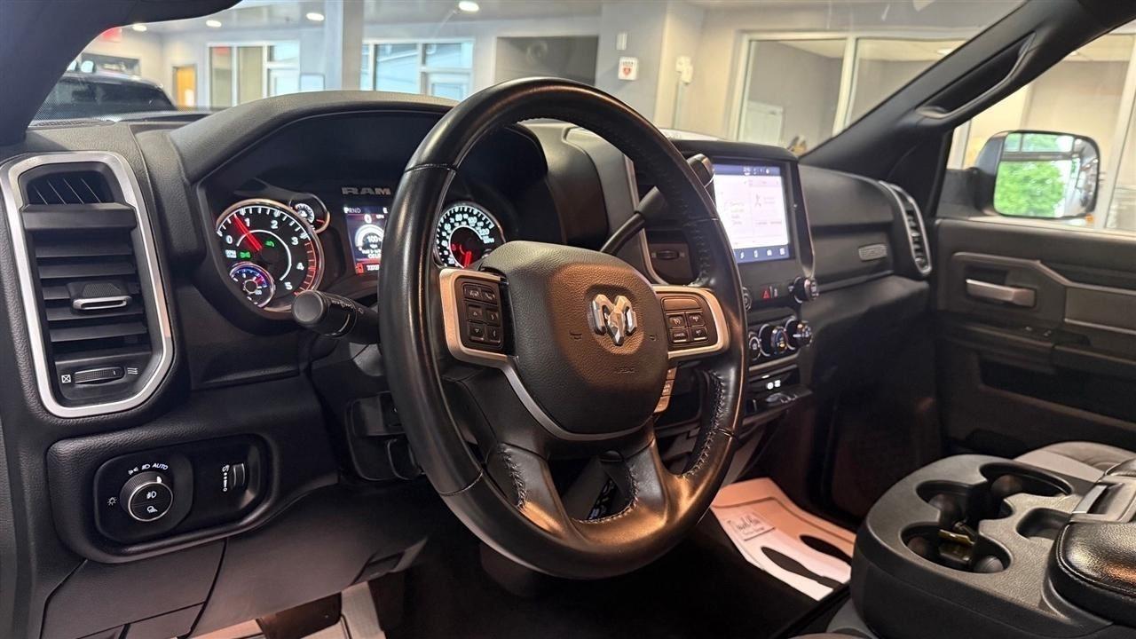 RAM 3500 Big Horn Crew Cab SWB 4WD 2022