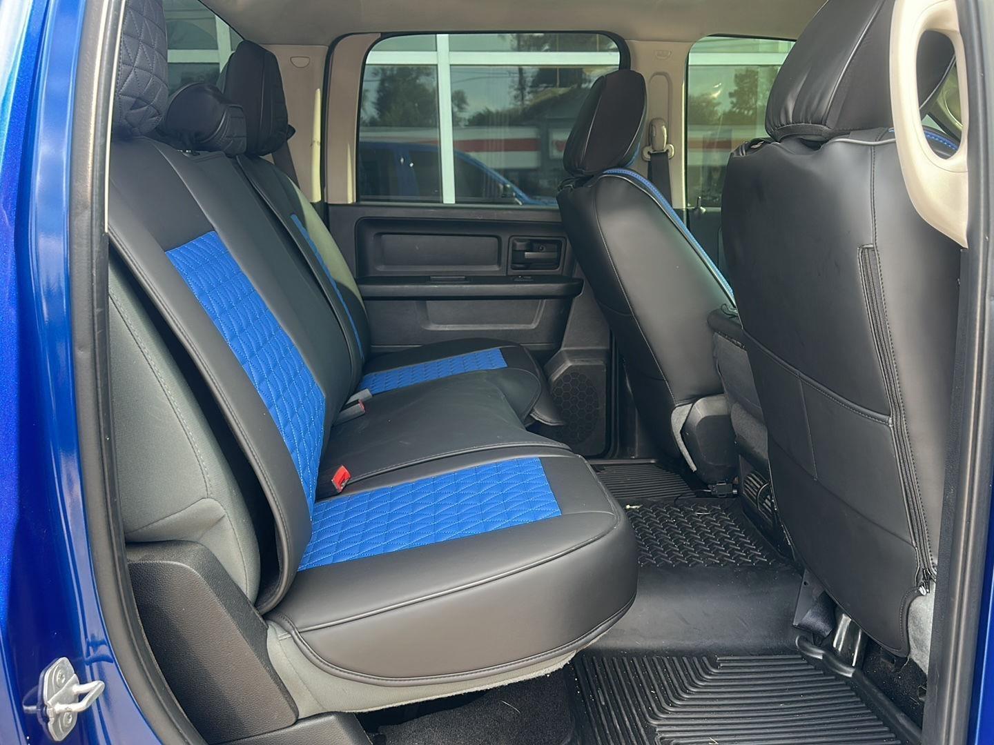 RAM 1500 Tradesman Crew Cab SWB 4WD 2015