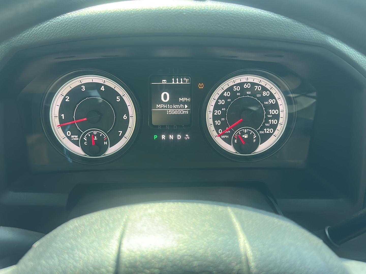 RAM 1500 Tradesman Crew Cab SWB 4WD 2015