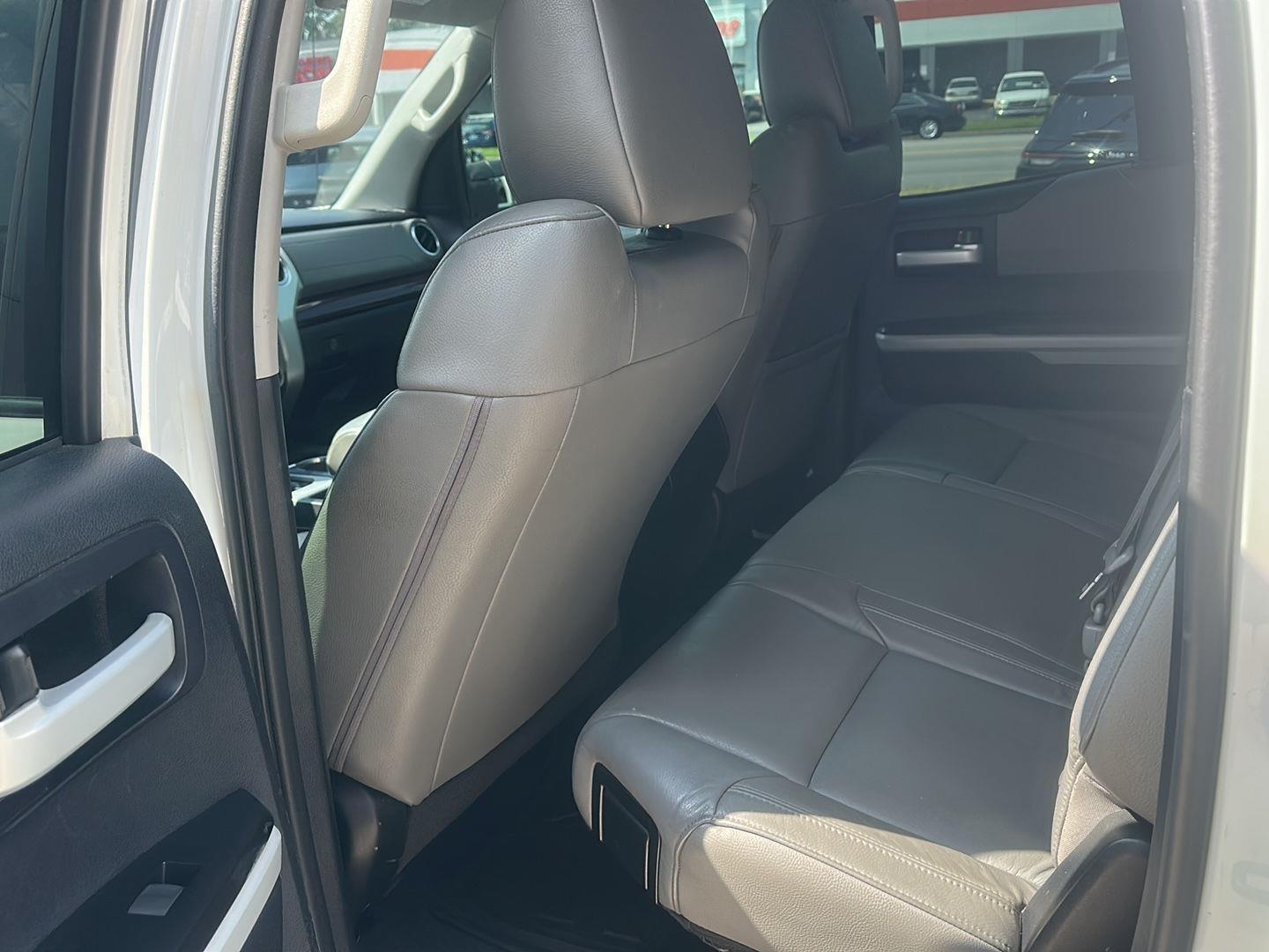 Toyota Tundra Limited 5.7L Double Cab 4WD 2014