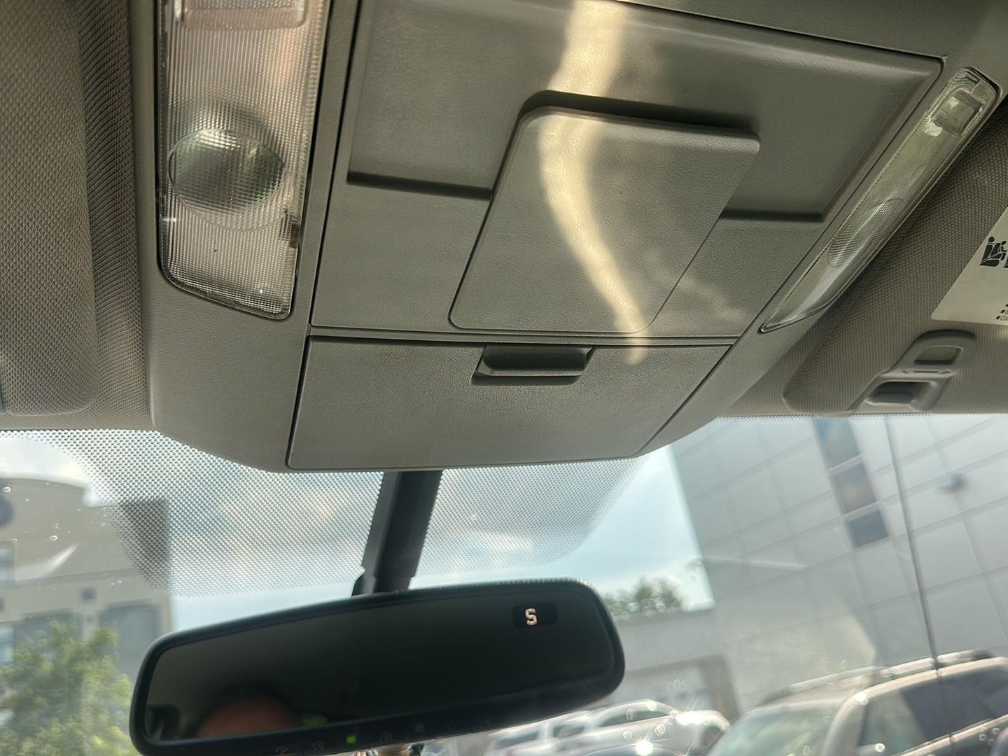 Toyota Tundra Limited 5.7L Double Cab 4WD 2014