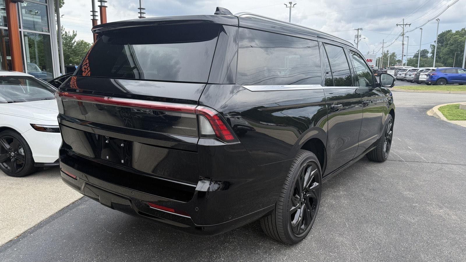 Lincoln Navigator L Black Label 2025
