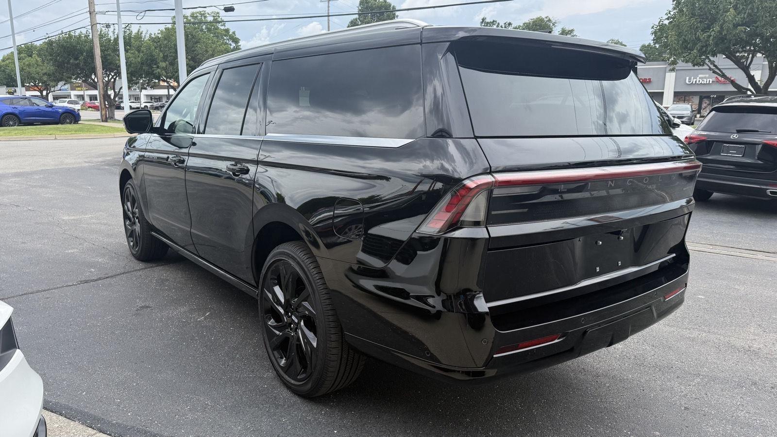 Lincoln Navigator L Black Label 2025