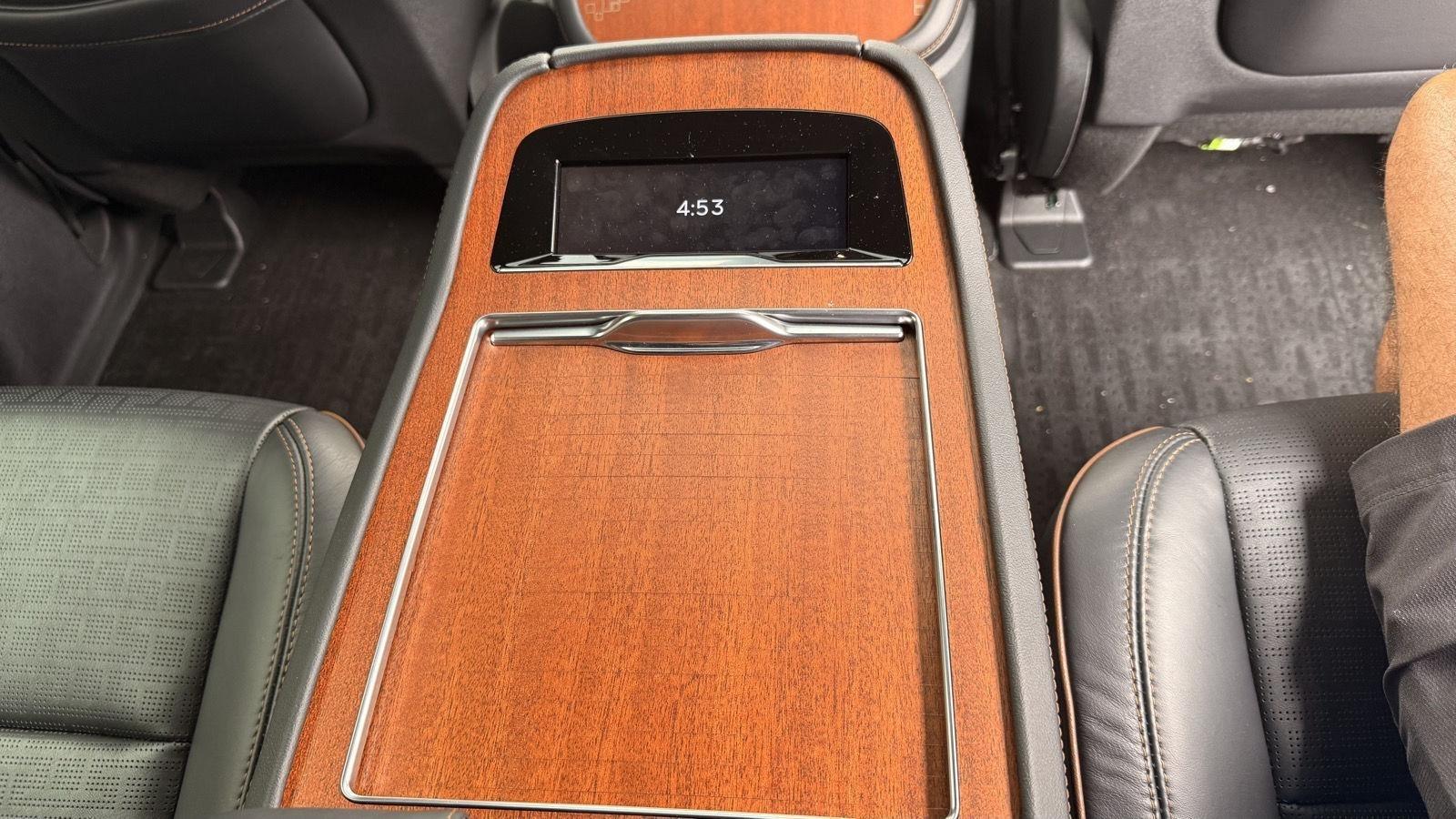 Lincoln Navigator L Black Label 2025