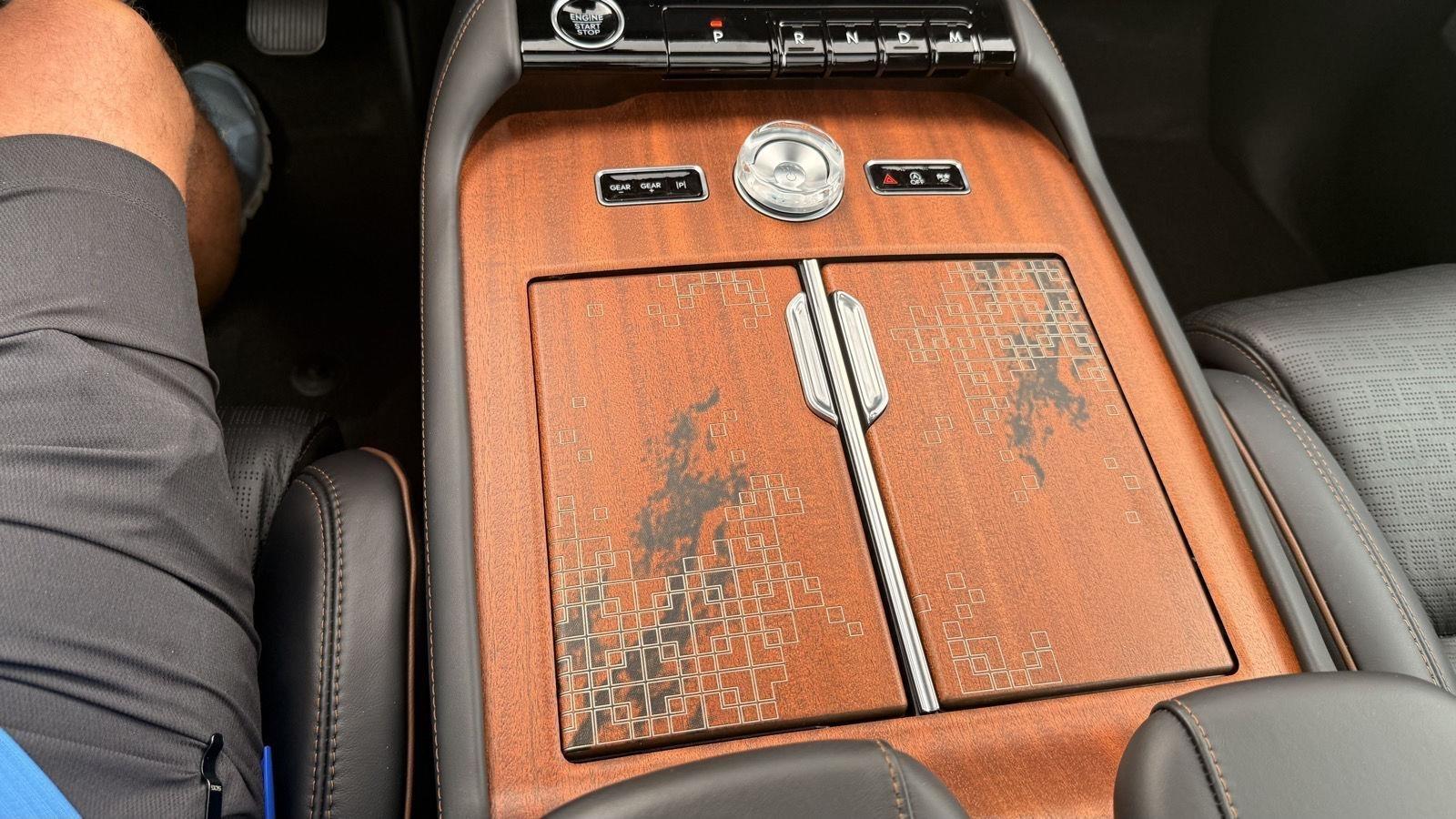 Lincoln Navigator L Black Label 2025