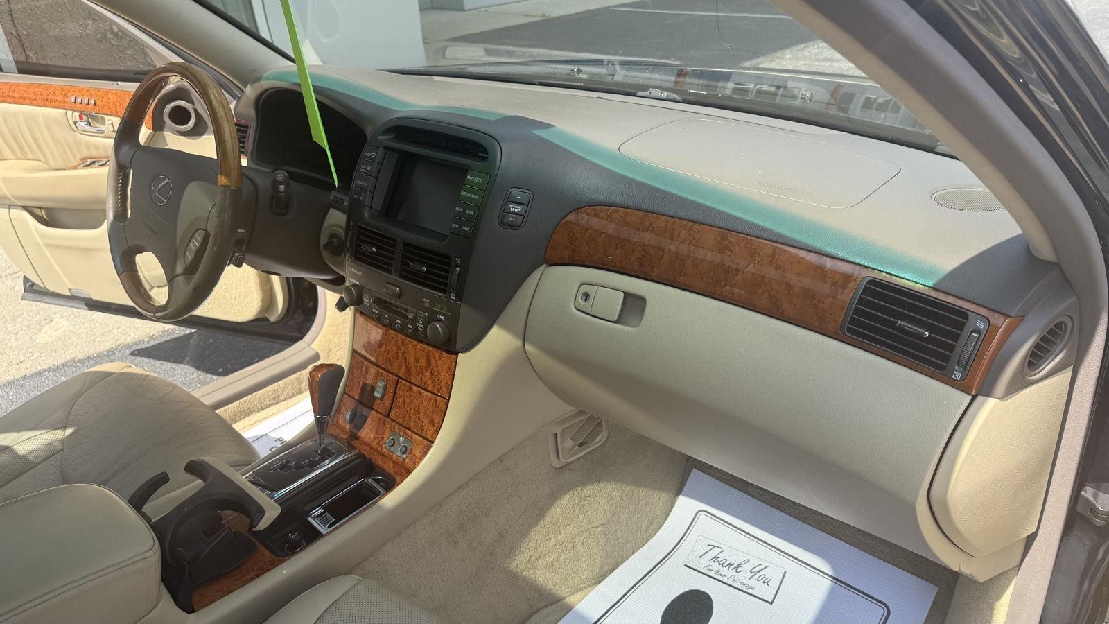 Lexus LS 430 Sedan 2006