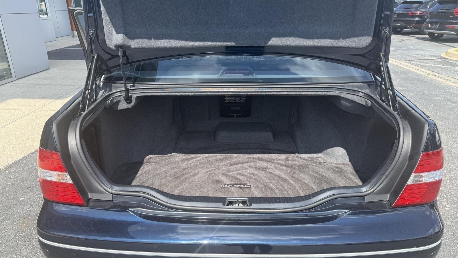 Lexus LS 430 Sedan 2006