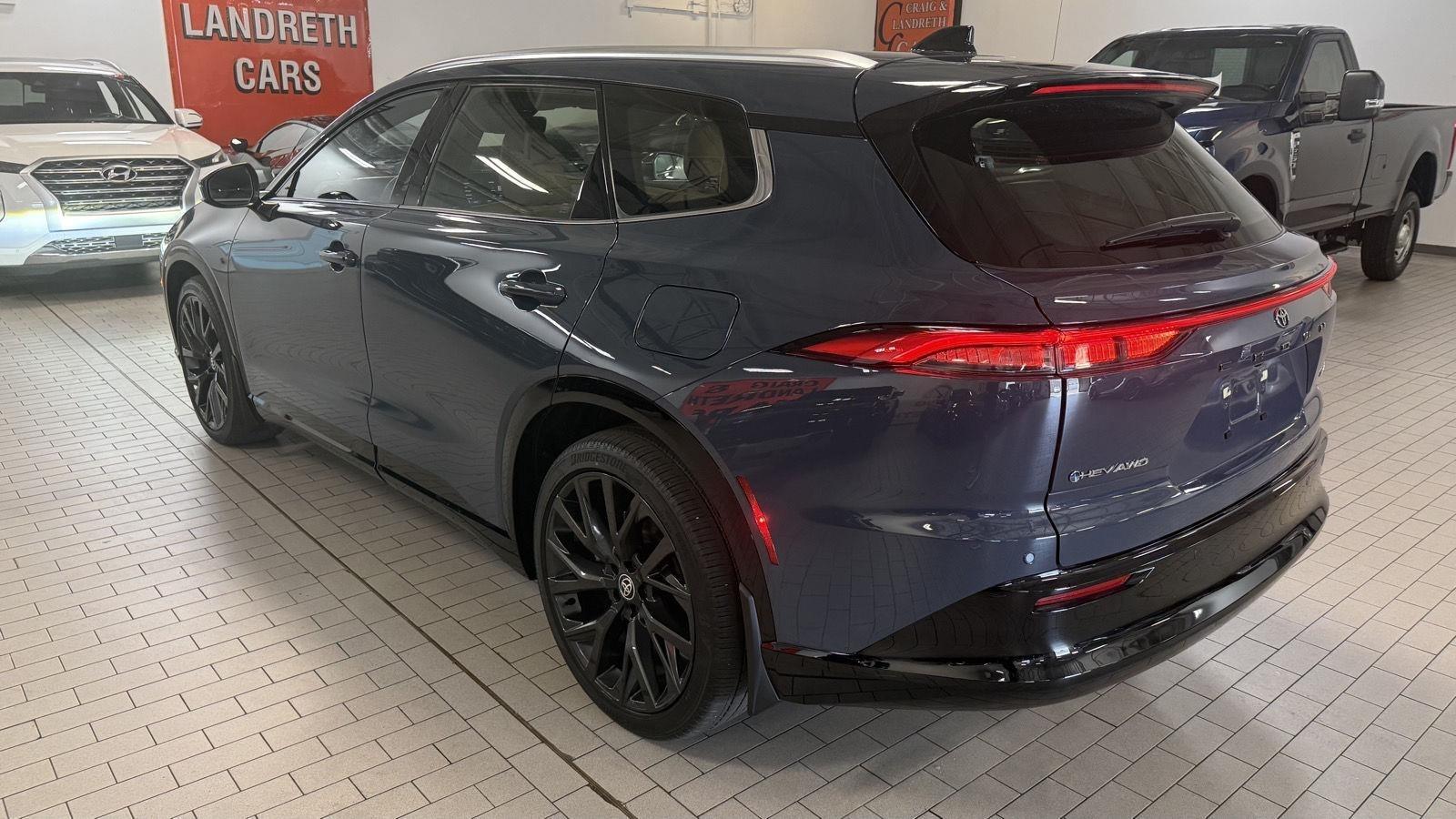 Toyota Crown Signia Limited 2025