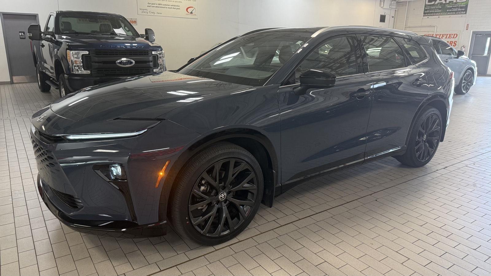 Toyota Crown Signia Limited 2025