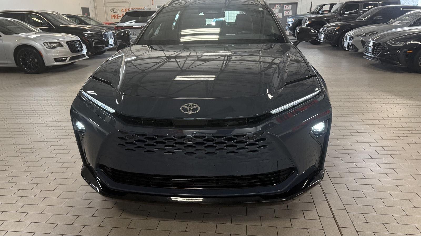 Toyota Crown Signia Limited 2025