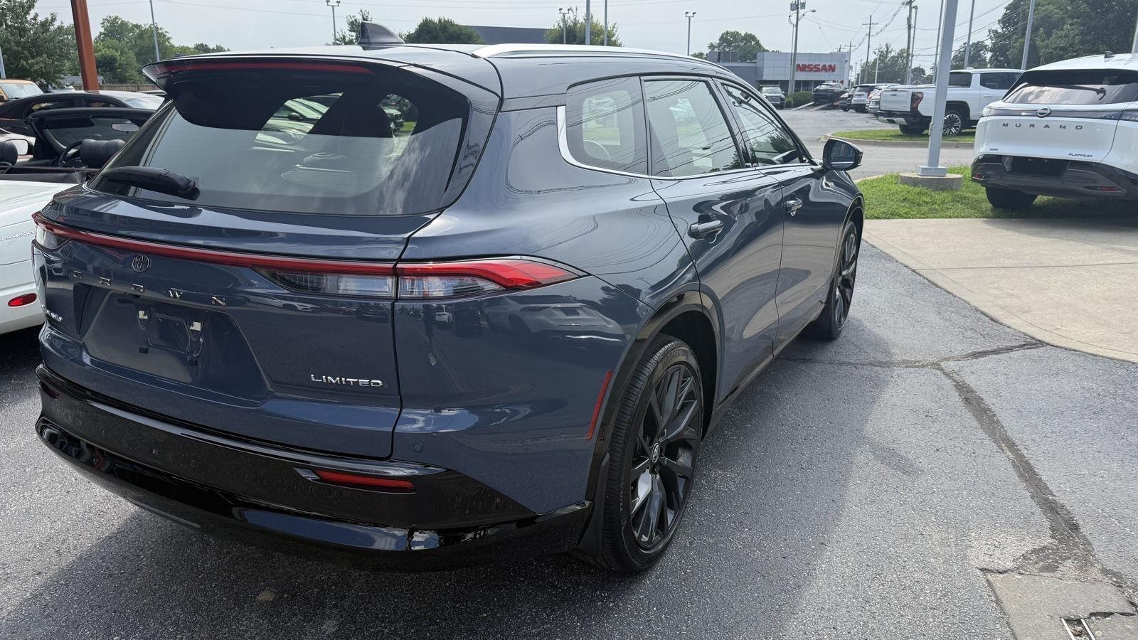 Toyota Crown Signia Limited 2025