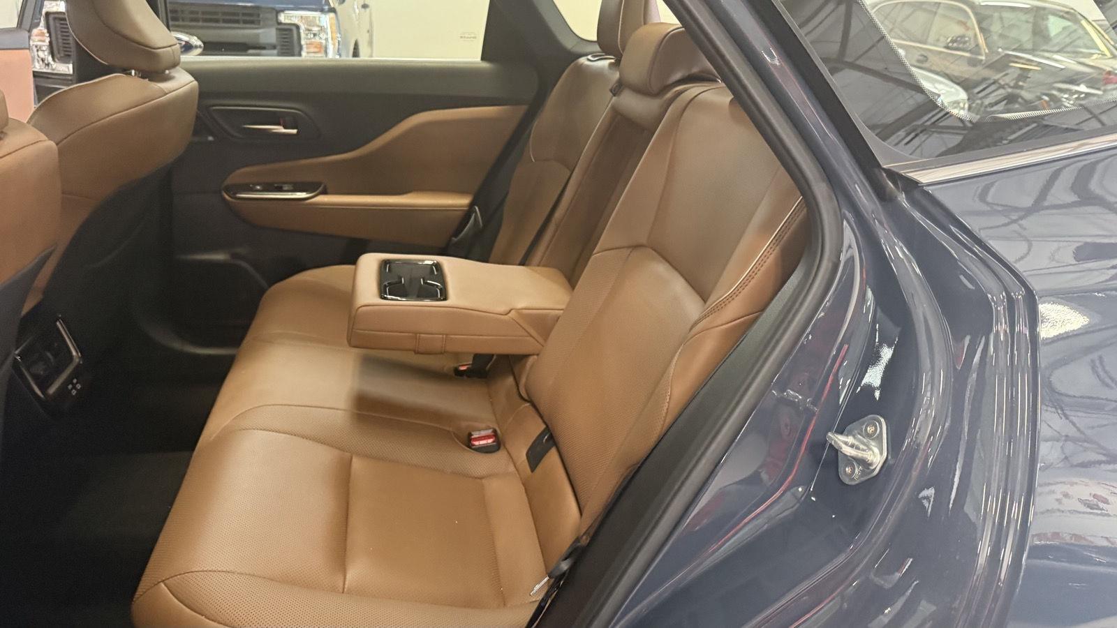 Toyota Crown Signia Limited 2025