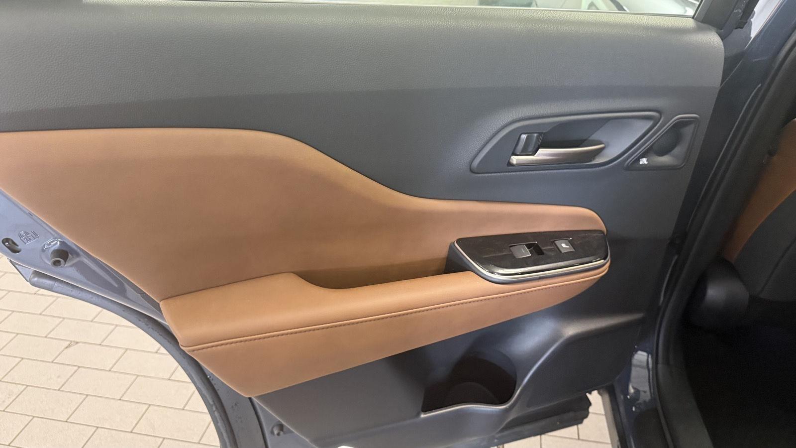 Toyota Crown Signia Limited 2025