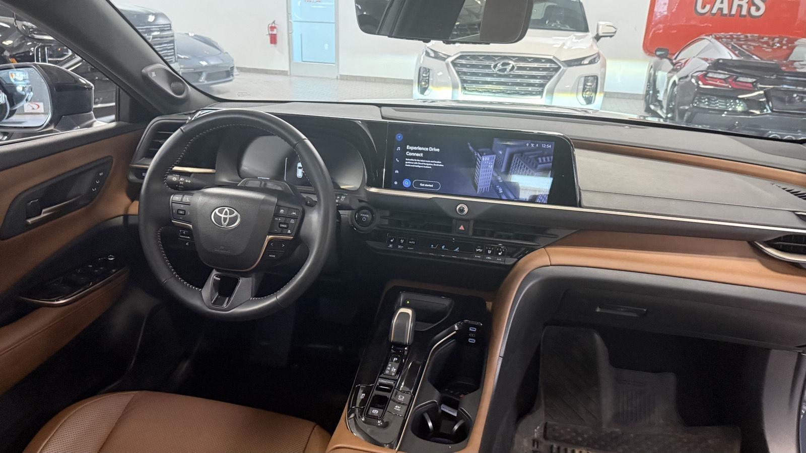 Toyota Crown Signia Limited 2025