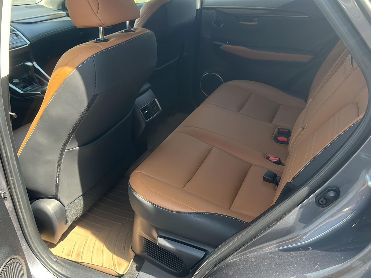 Lexus NX 300 Luxury 2021