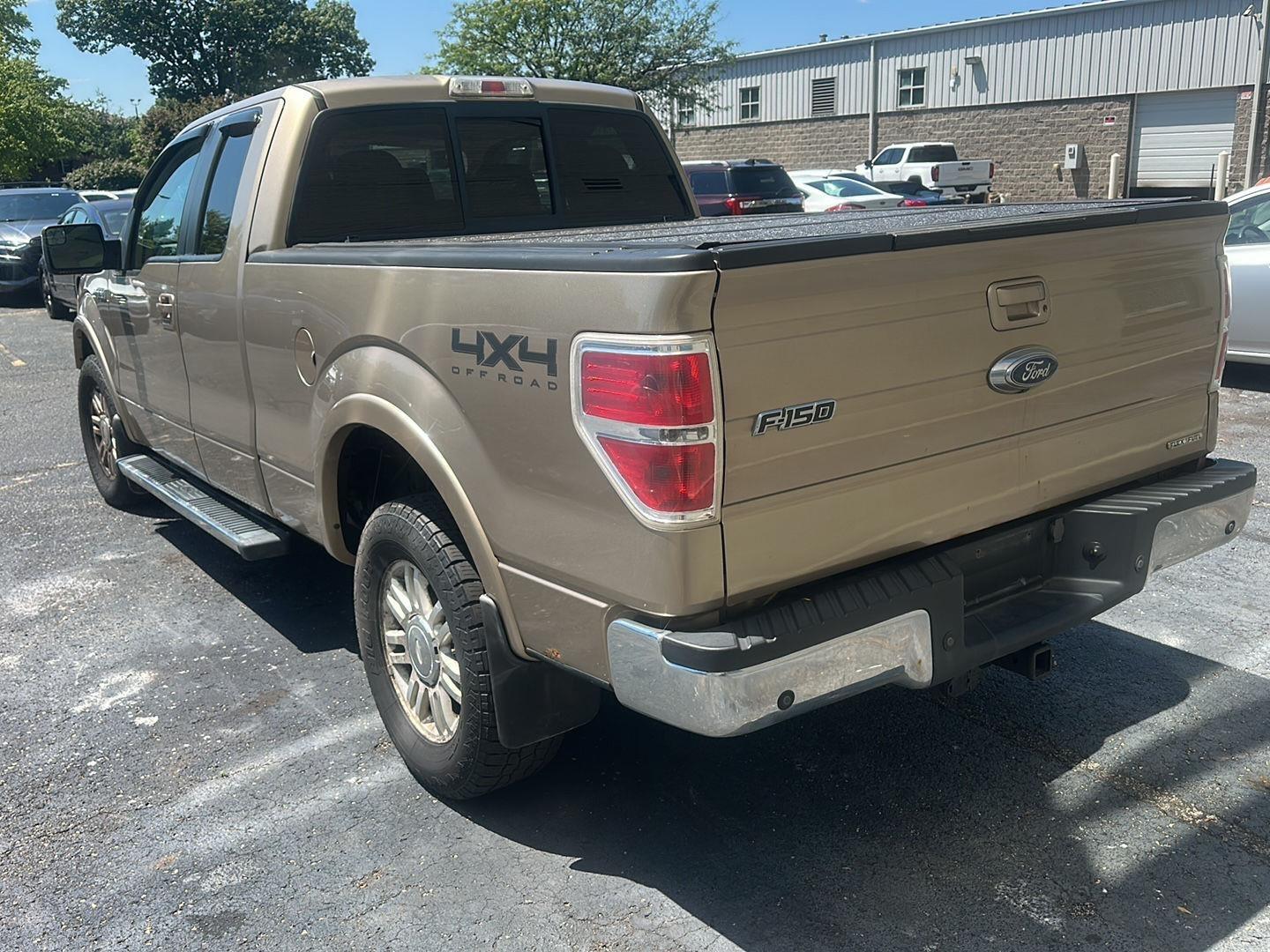Ford F-150 Lariat SuperCab 6.5-ft. Bed 4WD 2011
