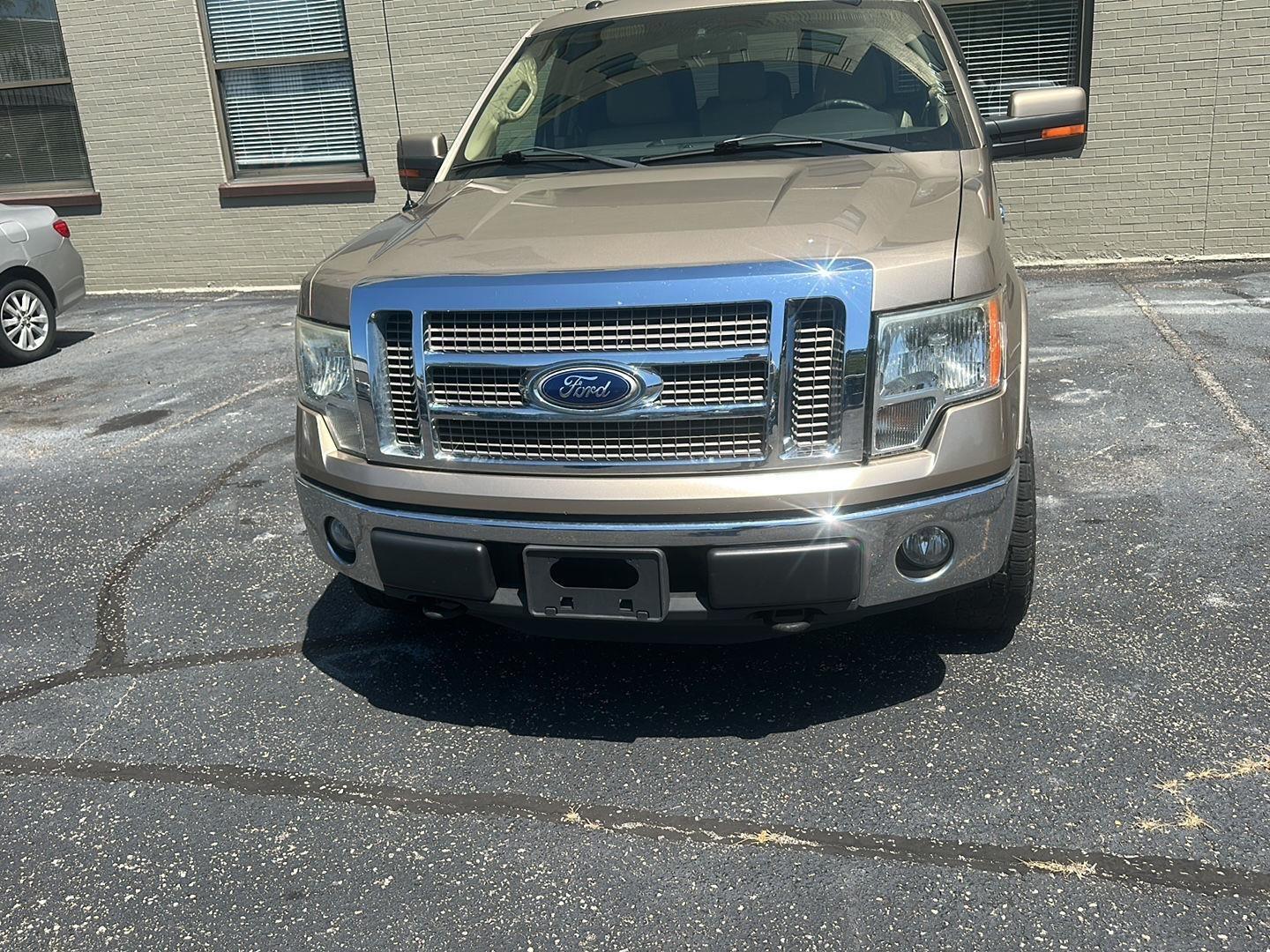 Ford F-150 Lariat SuperCab 6.5-ft. Bed 4WD 2011