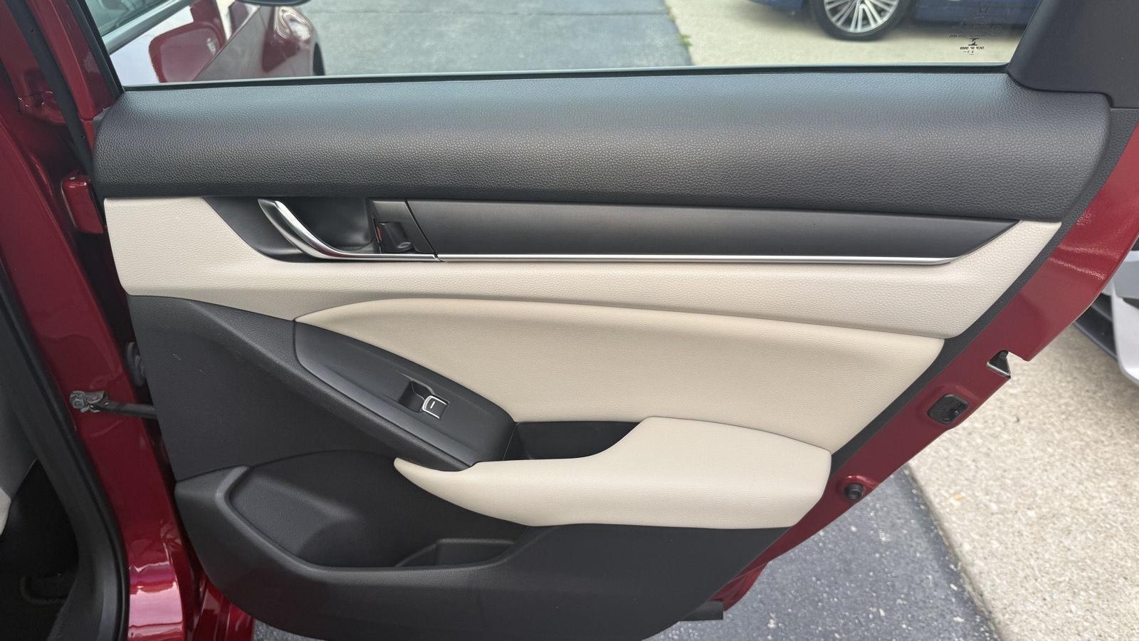 Honda Accord LX CVT 2022