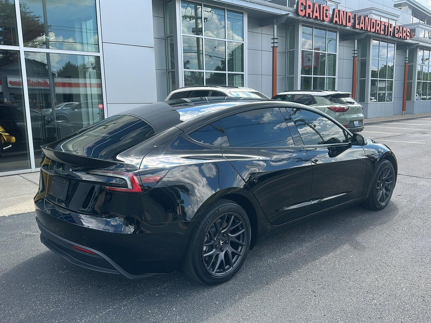 Tesla Model 3 Base 2024