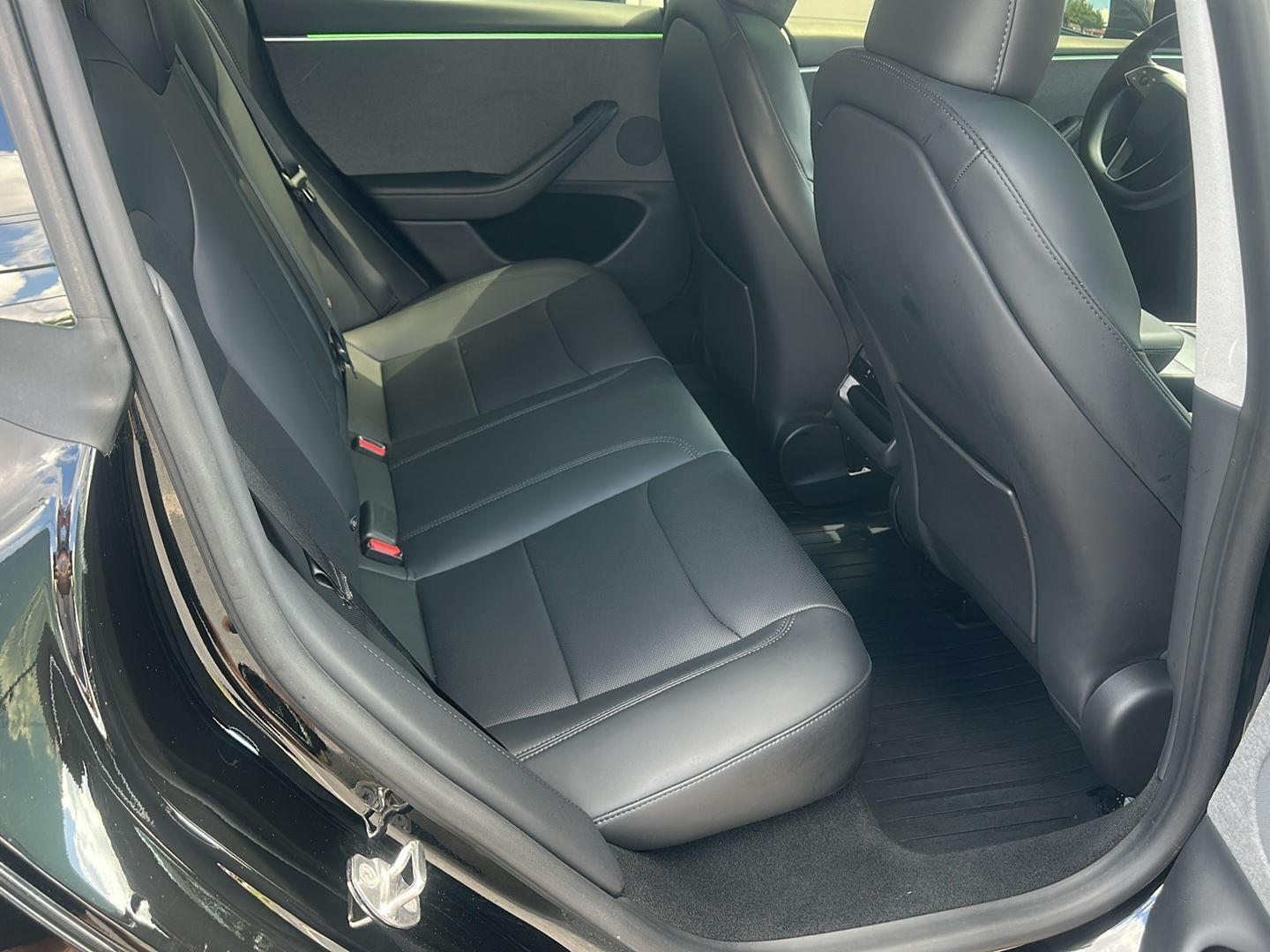 Tesla Model 3 Base 2024
