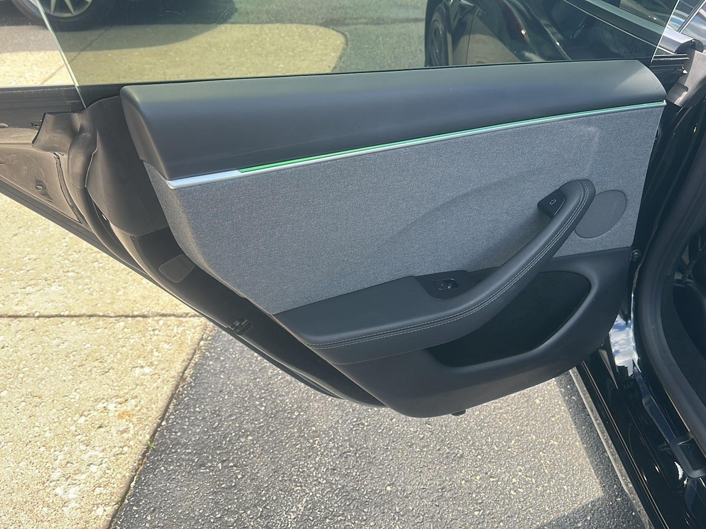 Tesla Model 3 Base 2024