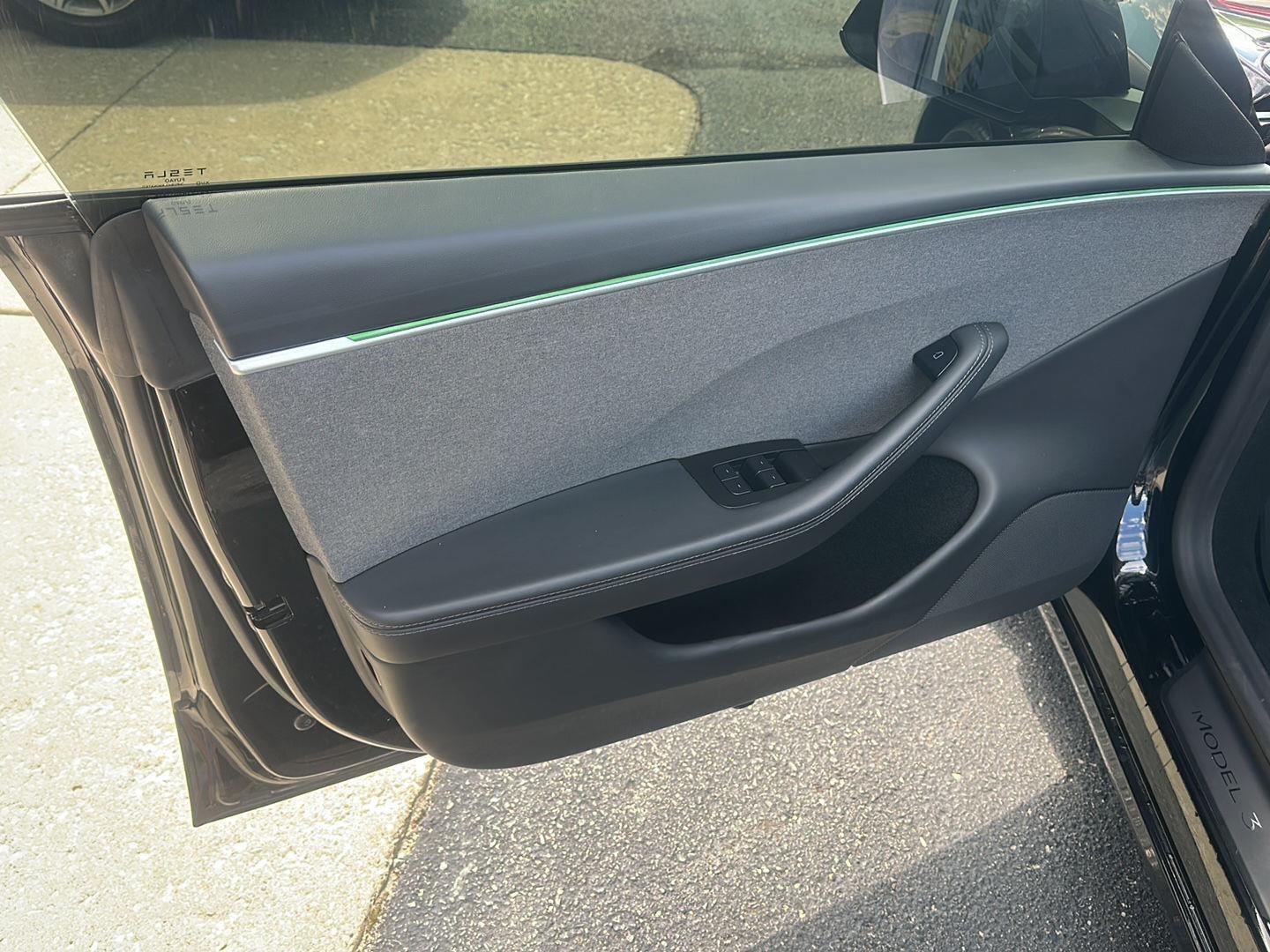 Tesla Model 3 Base 2024